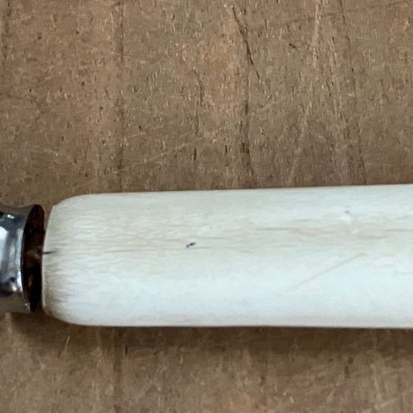 Haddon Hall Sheffield England  Cream Handled Knife - Picture 5 of 16